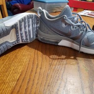 Womens size 8 Nike Air Max